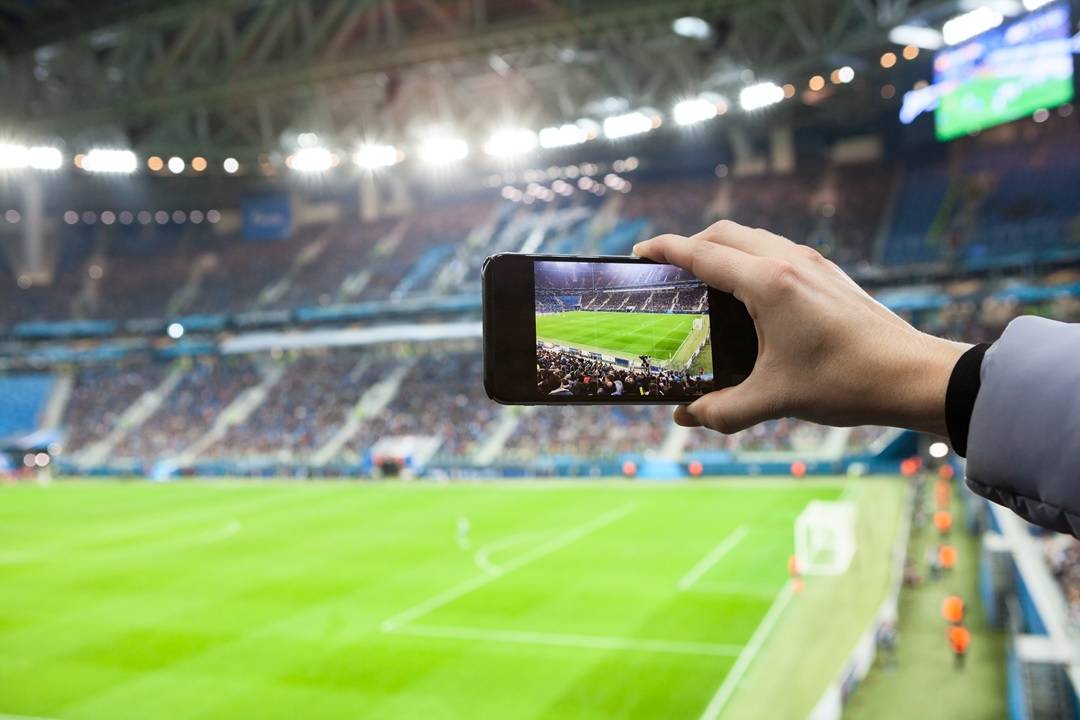 droits diffusion rencontres football leur commercialisation